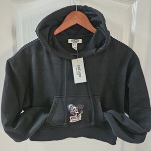 NWT Refuge Black Graphic Cropped Hoodie